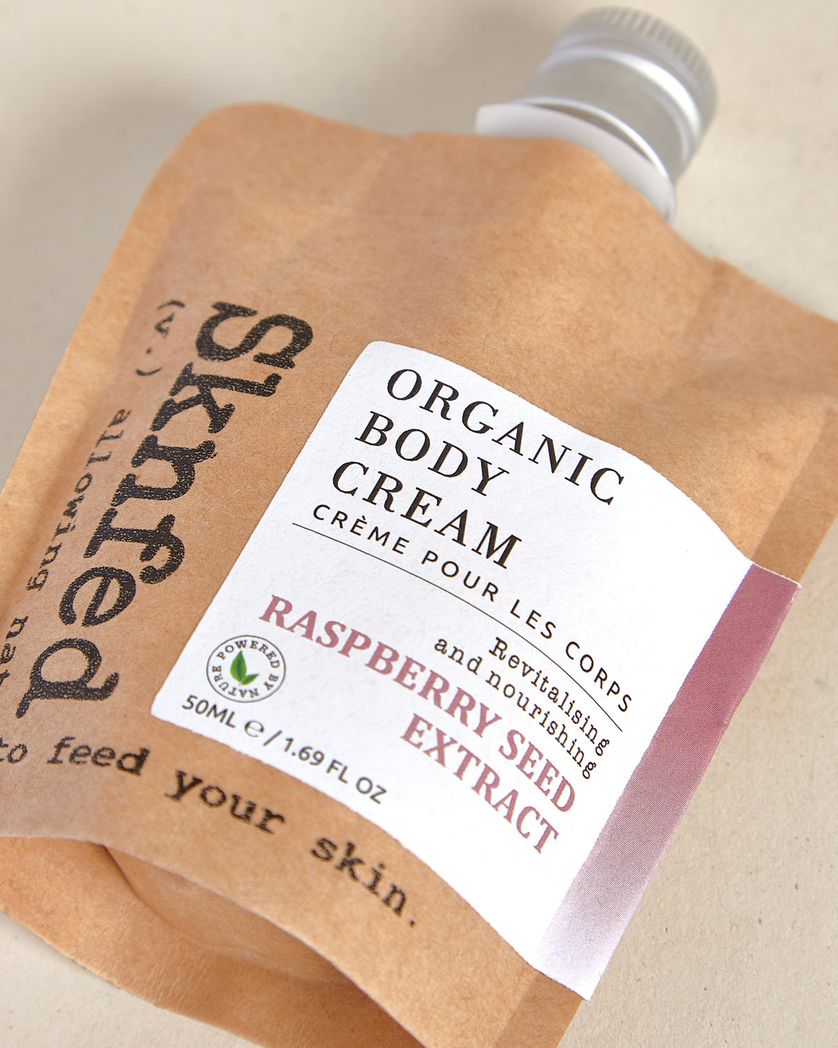 BODY CREAM WITH RASPBERRY SEED EXTRACT